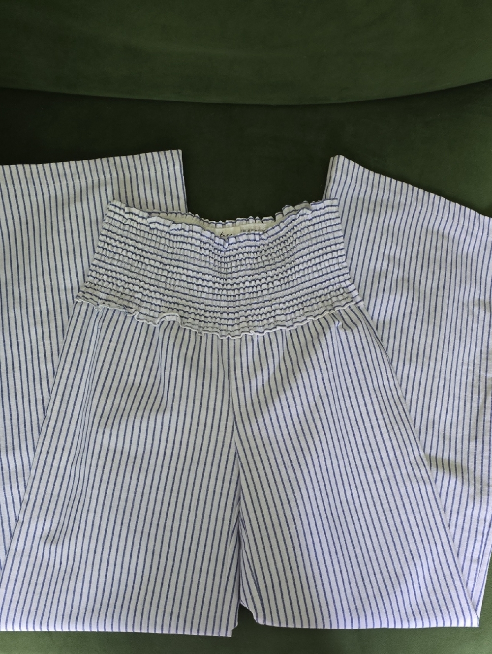 Love Tree White and Blue Striped Smocked Waist Pants Sz S - Picture 2 of 4